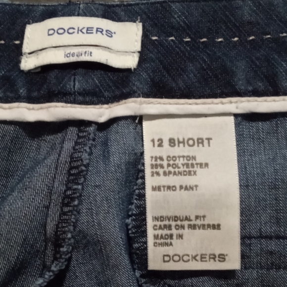 Women's Blue Jeans - Picture 3 of 4